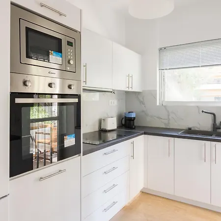 Great Two Bedrooms Apartment In Varkiza Vari  Exterior photo