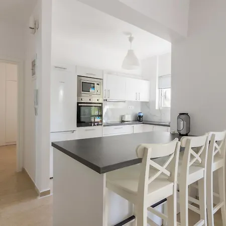 Great Two Bedrooms Apartment In Varkiza Vari  Exterior photo